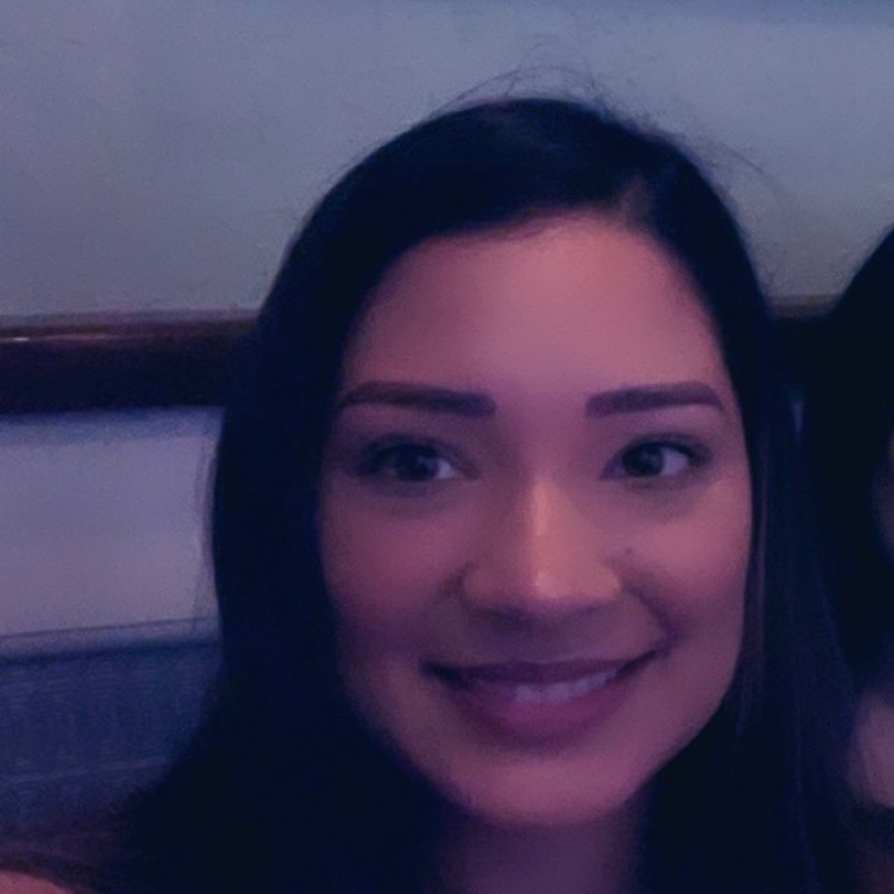 Meet your Posher, Roxana